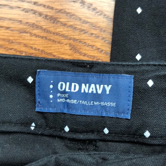 Old Navy | Pixie Pants - Picture 2 of 3
